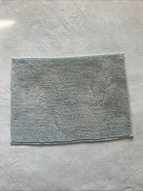 Textured Bath Mat in Light Blue